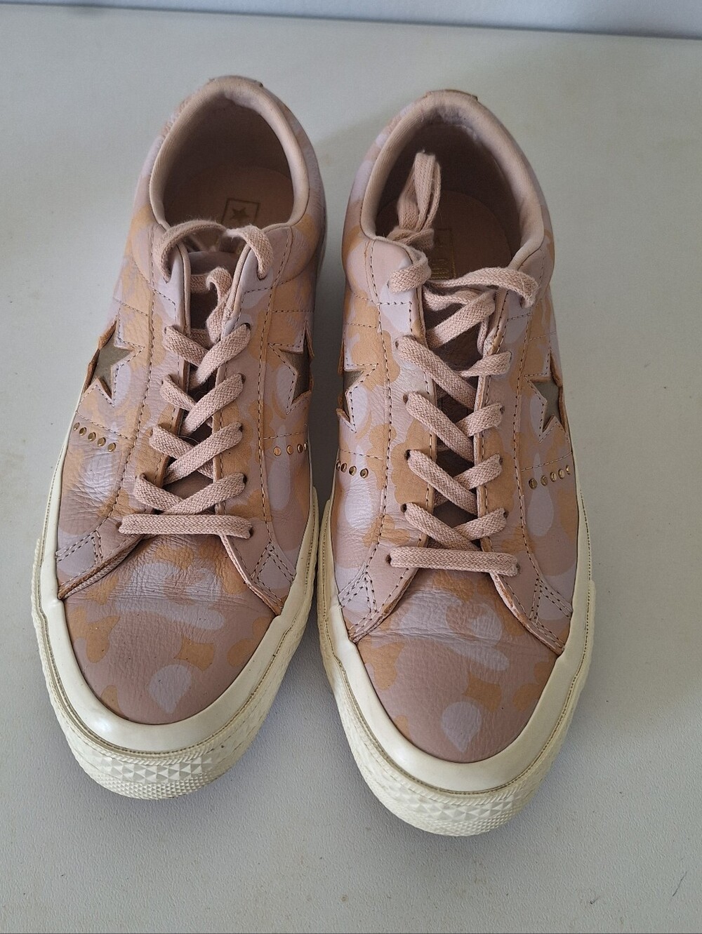 Converse Ivory/Pink Camo One Star OX Leather Sneakers Unisex Men 7 Women 9